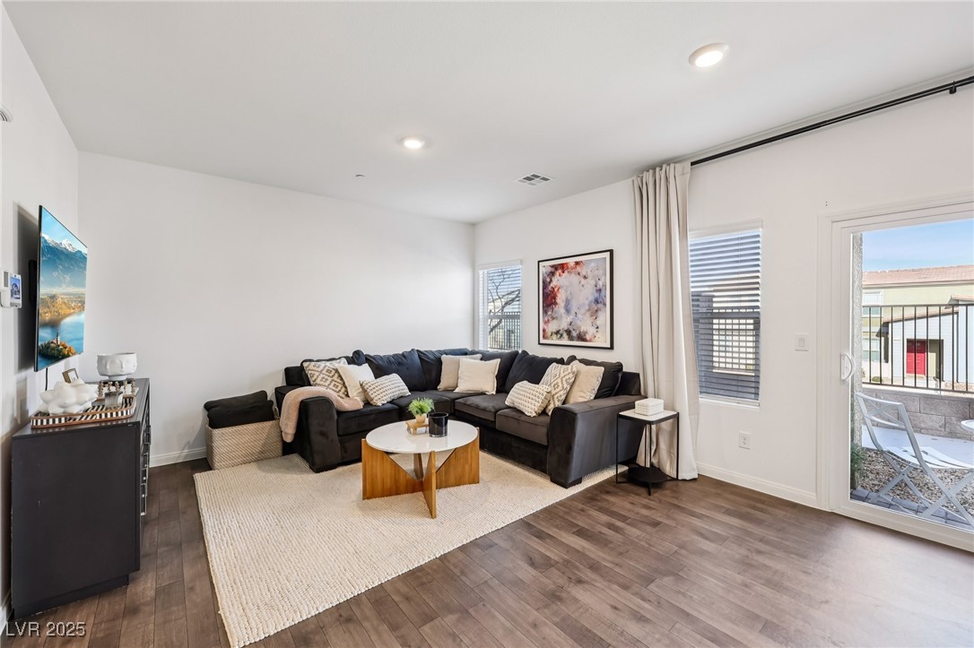 534 Thistleberry Avenue