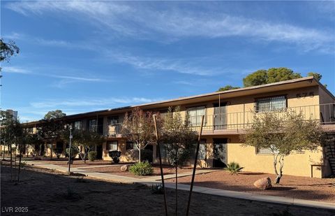 575 S Royal Crest Circle 26 Las Vegas NV 89169