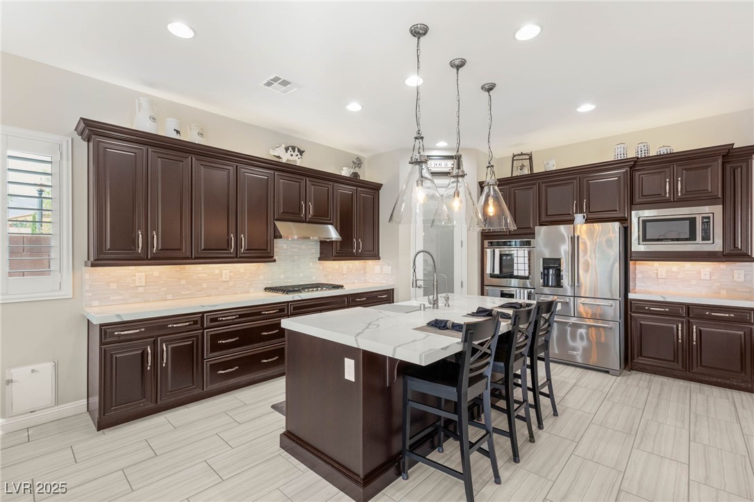 Las Vegas, Nevada 89166, United States, 3 Bedrooms Bedrooms, ,3 BathroomsBathrooms,Residential,Active,233084