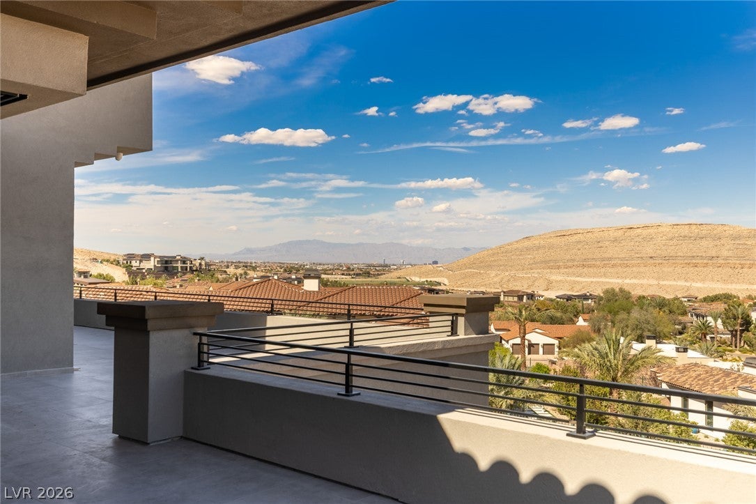 Properties 3 12 Oakmont Hills Lane