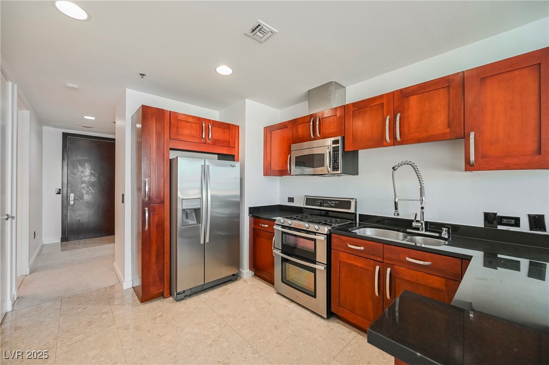 4525 Dean Martin Drive 1004