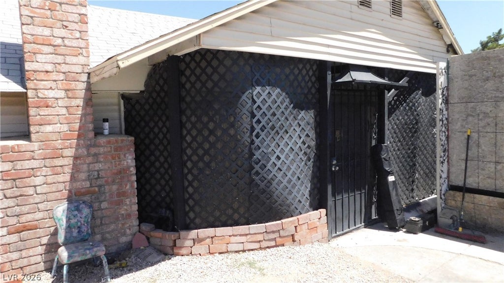 Photo of 1147 S 15th Street, Las Vegas, NV 89104 (MLS # 2810646)
