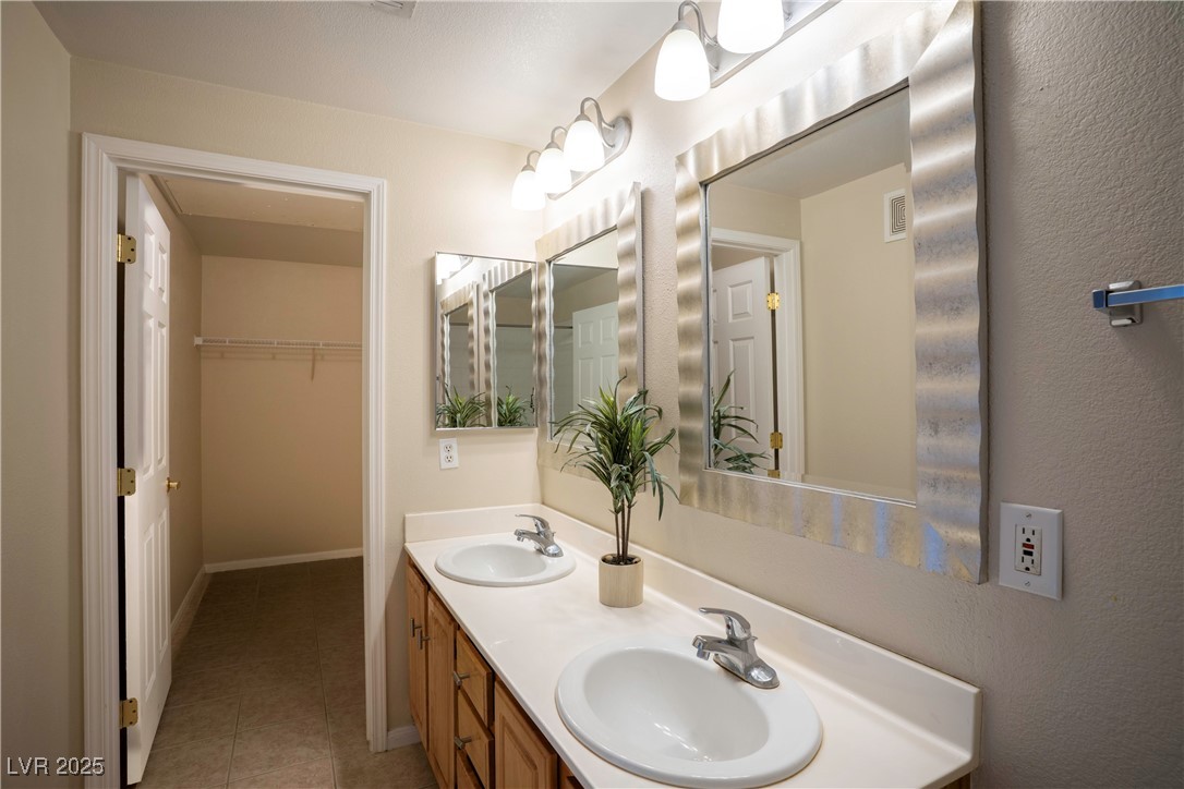 8555 W Russell Road #2020, Las Vegas, Nevada image 5