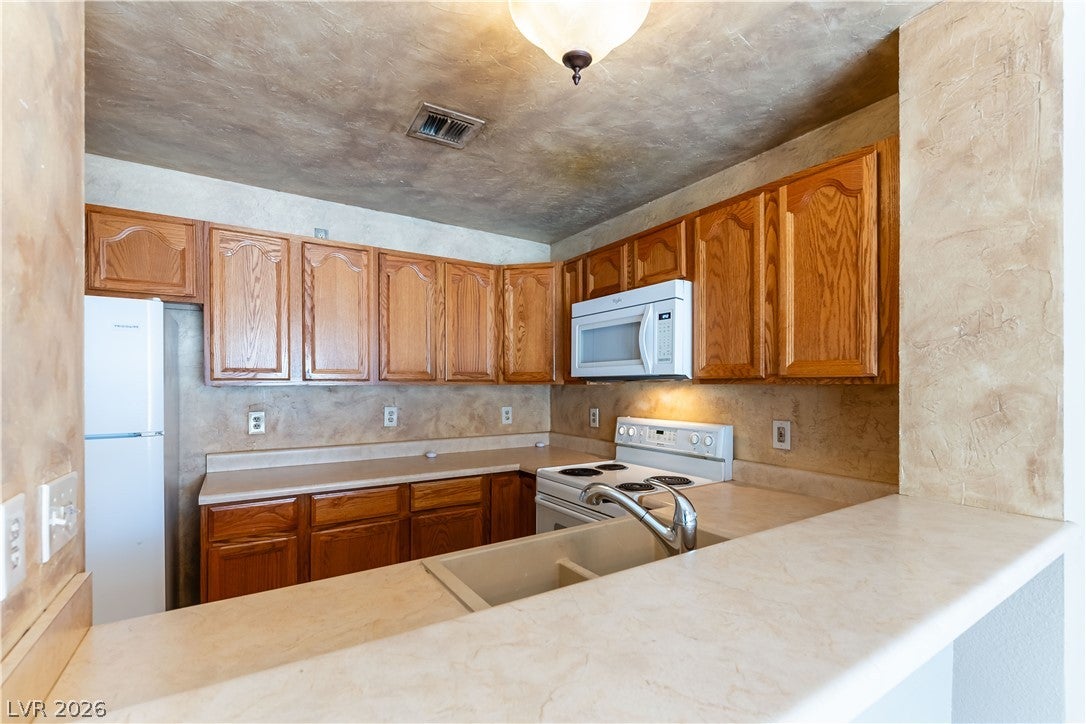 5609 Orchard Lane 5609