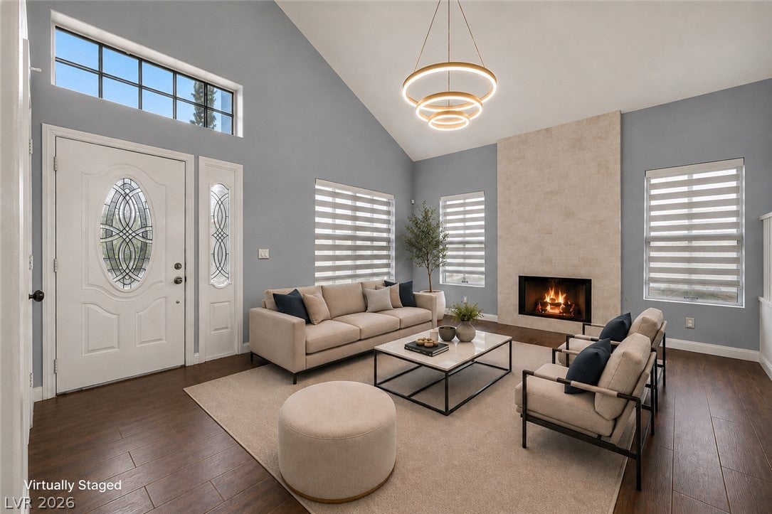 7882 W Gilmore Avenue