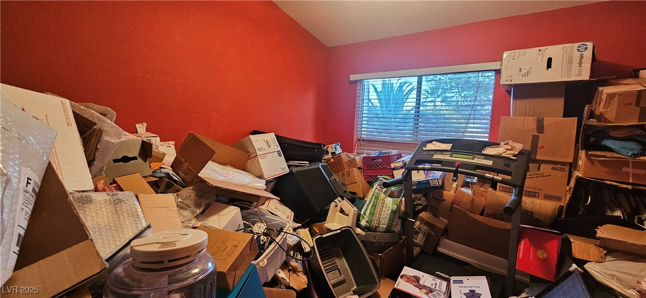 9512 Valley Hills Avenue