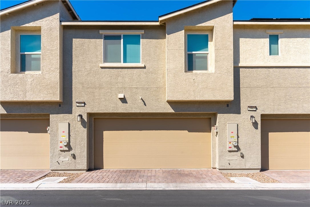 2947 Fire Cracker Red Street