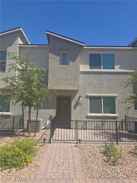 Townhouse For Sale - 2947 Fire Cracker Red Street<br/> Las Vegas, NV 89122
