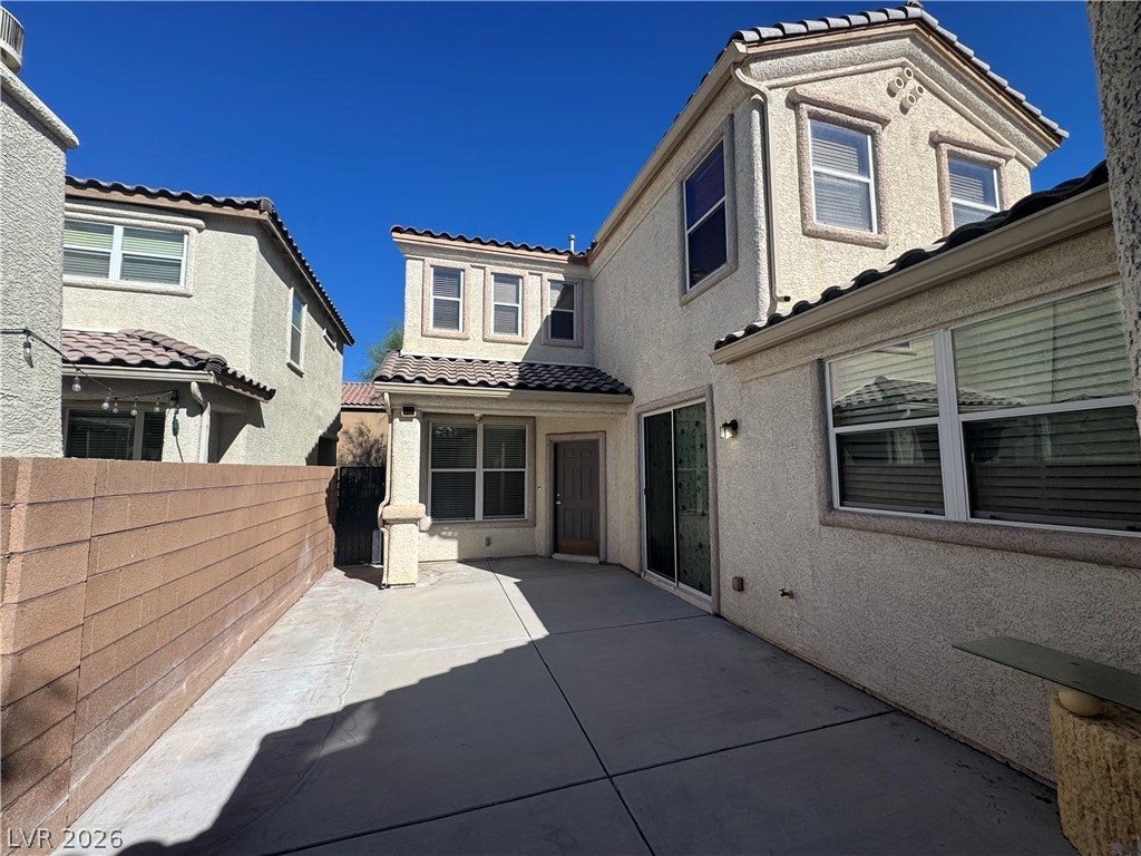 8986 Ellenbrook Street