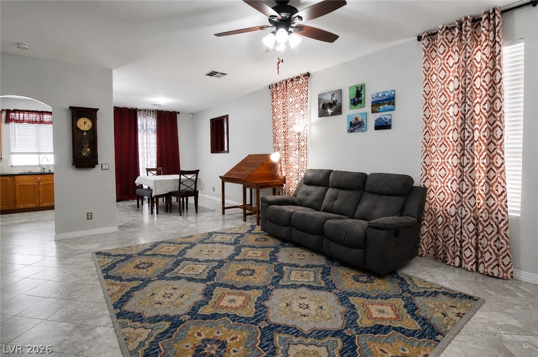 912 Sterling Thorn Court