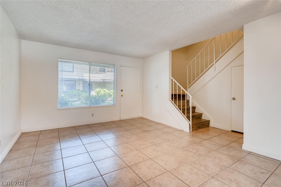 6156 Meadow Vista Lane