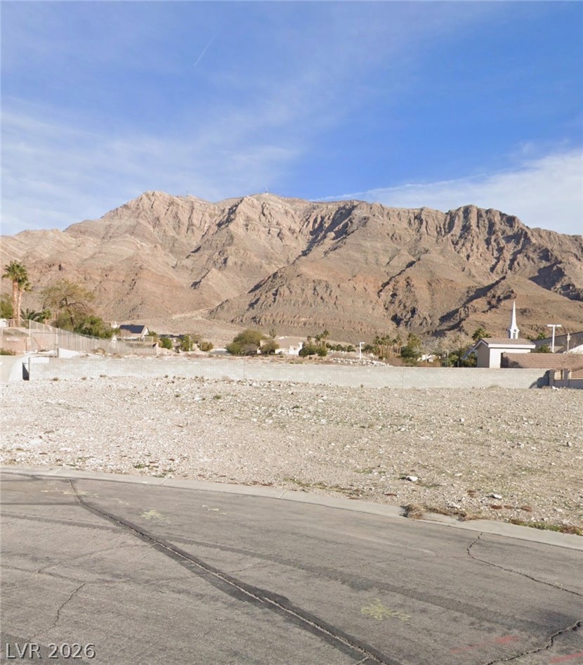 6881 Mountridge Drive
