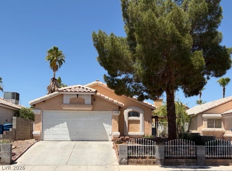 Homes For Sale - 5736 Baffy Circle<br/> Las Vegas, NV 89142