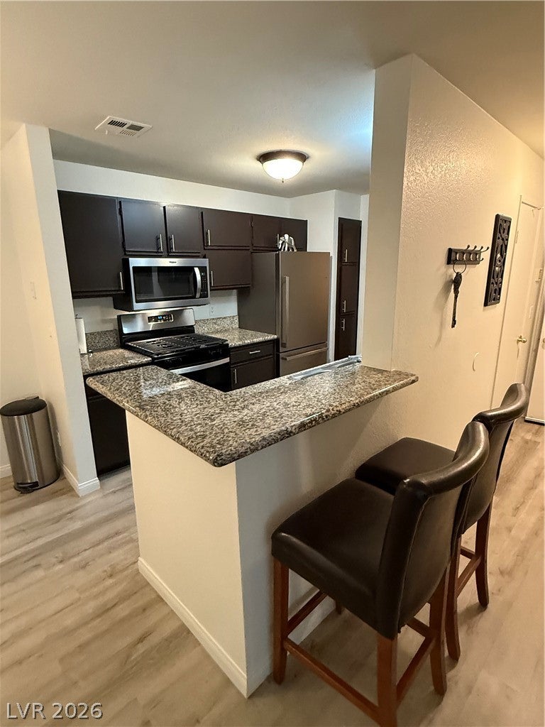 2200 S FORT APACHE Road 2172