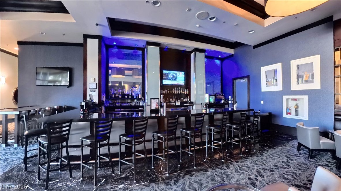 211 E Flamingo Road 817