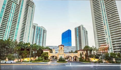 Photo of 2747 Paradise Road #106, Las Vegas, NV 89109 (MLS # 2641197)