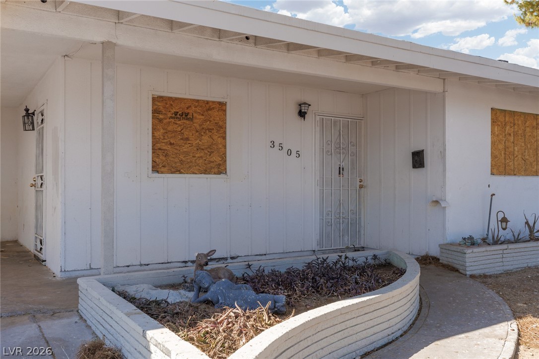 3505 Navajo Way