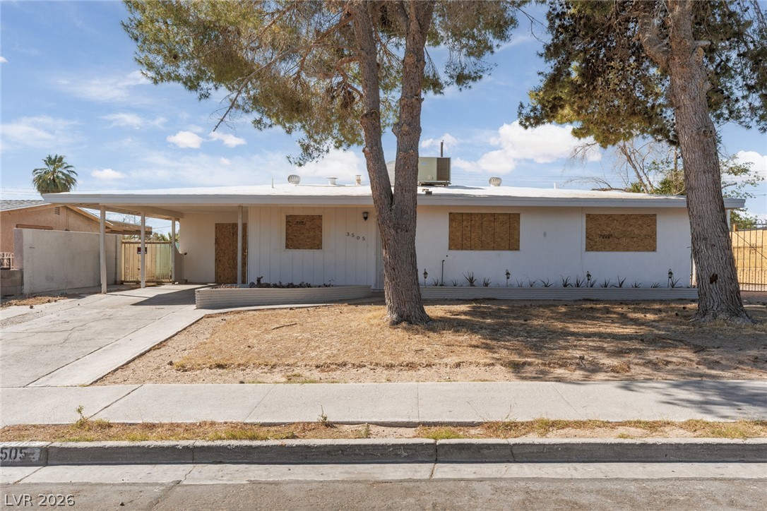 3505 Navajo Way
