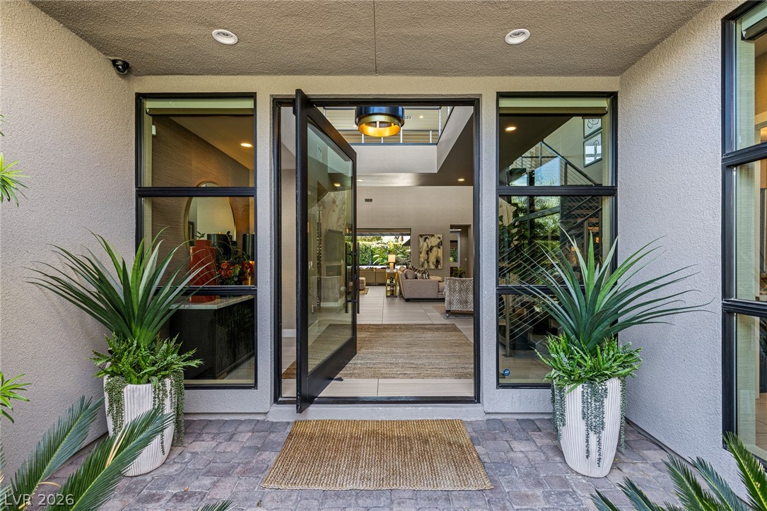 98 Glade Hollow Drive