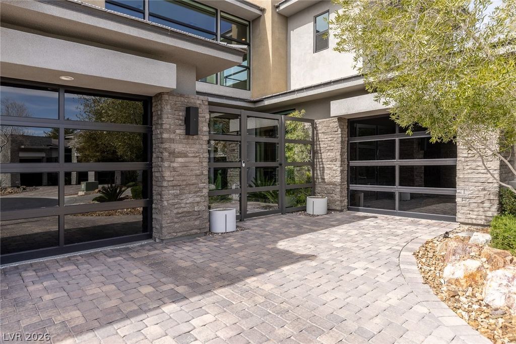 Photo of 98 Glade Hollow Drive, Las Vegas, NV 89135 (MLS # 2766406)