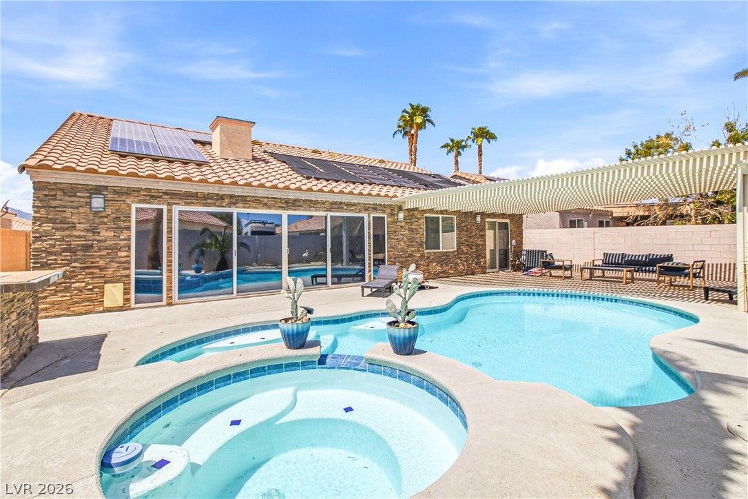 5126 Rose Moss Street