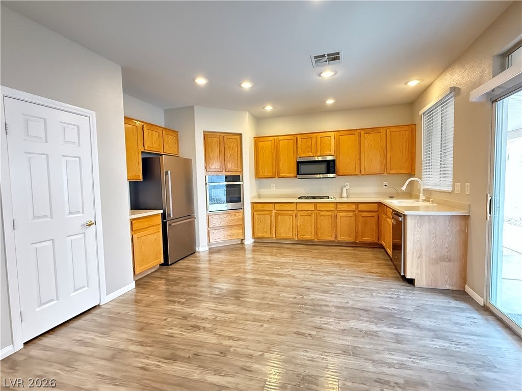 559 ARTREA Place 0