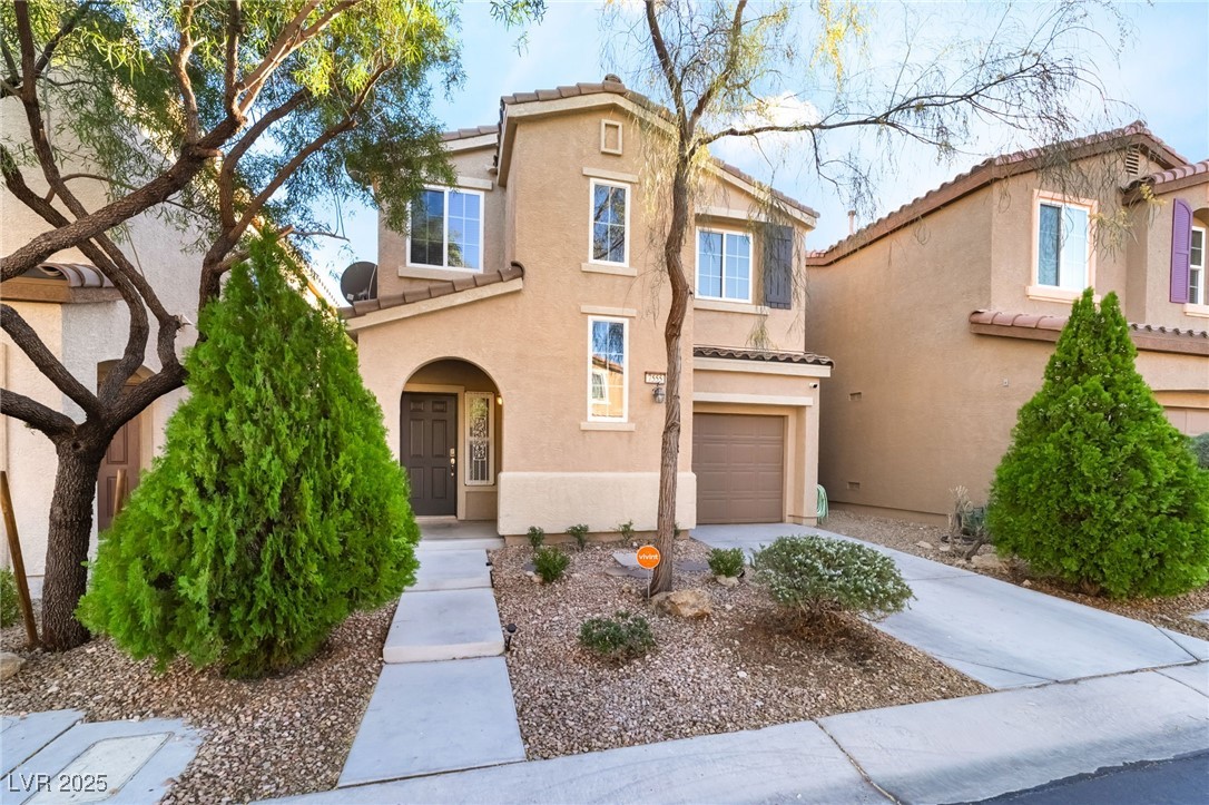 7555 Luna Bella Avenue