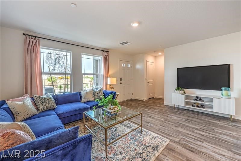 502 Golden Myna Avenue