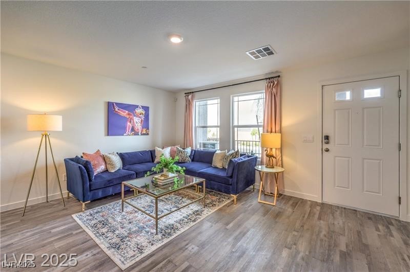 502 Golden Myna Avenue