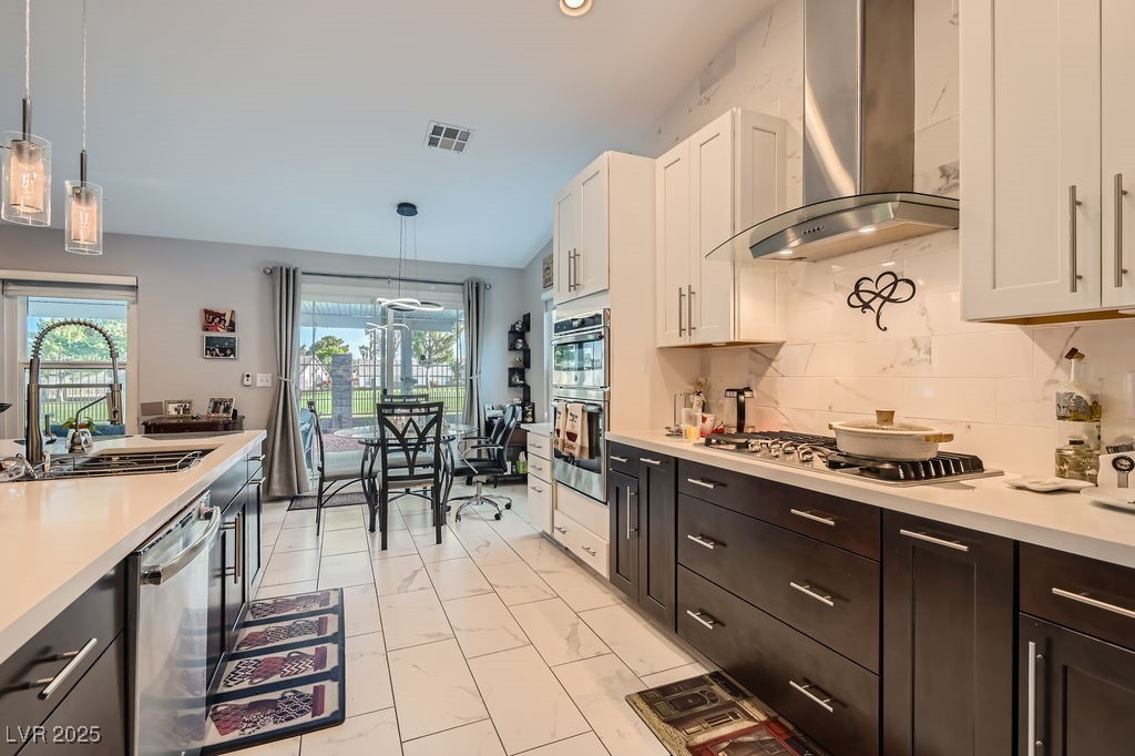 5021 Cliffrose Drive