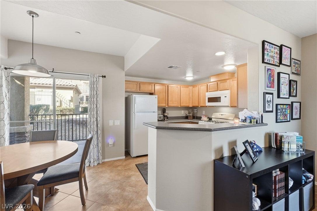 6868 Sky Pointe Drive 1073