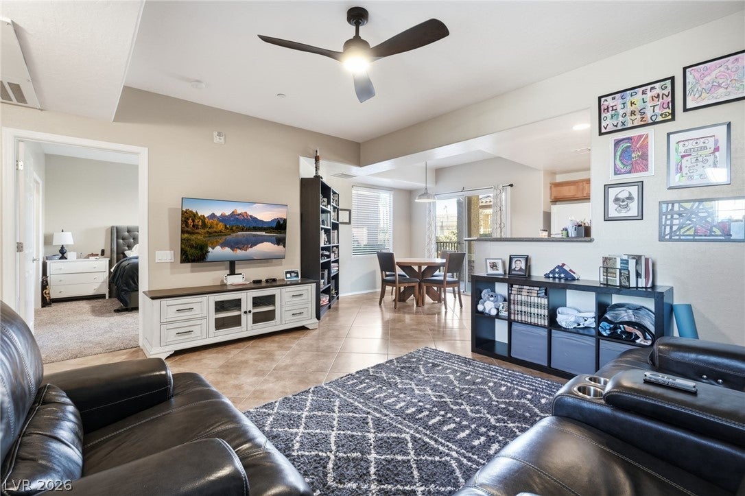 6868 Sky Pointe Drive 1073