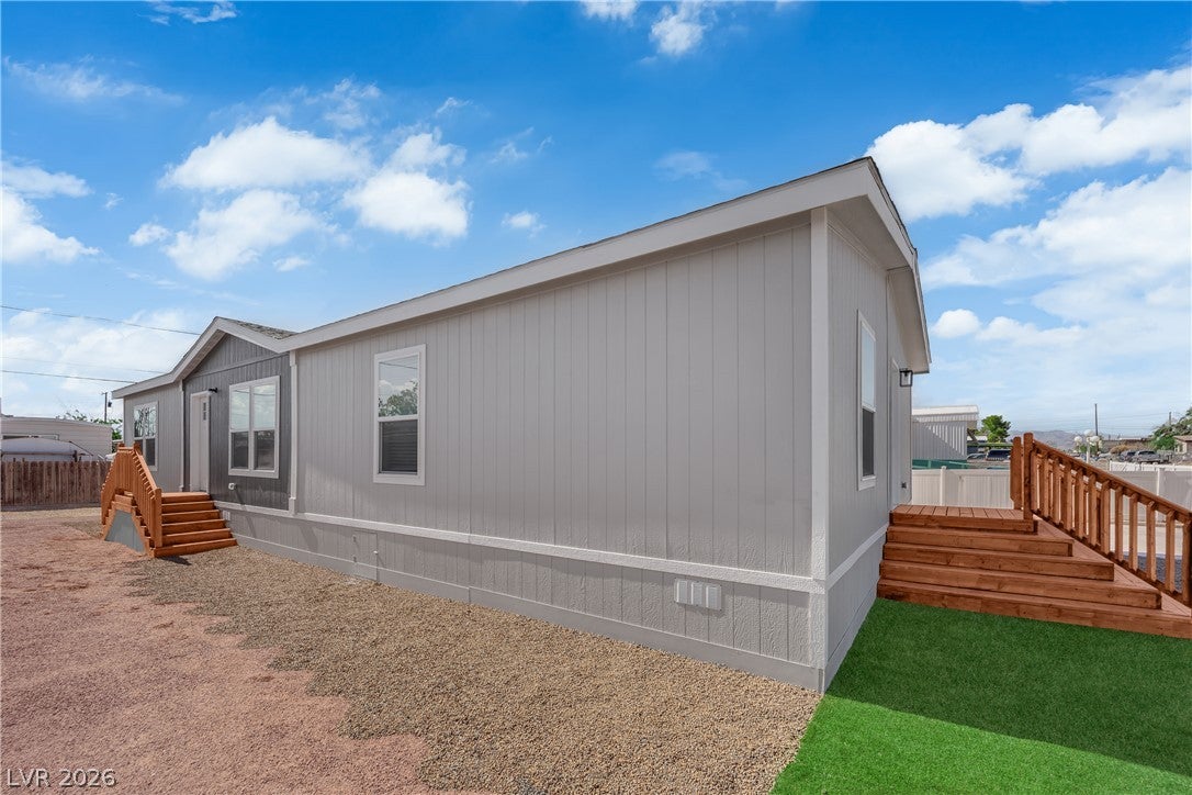 2253 Clinton Lane