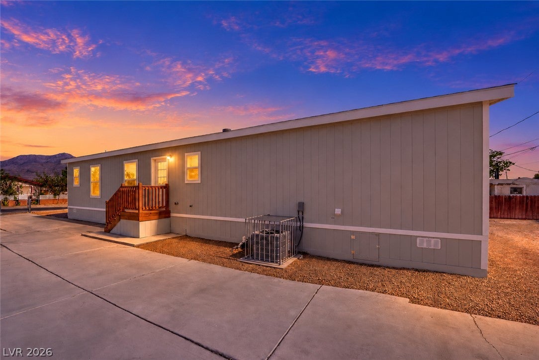 2253 Clinton Lane