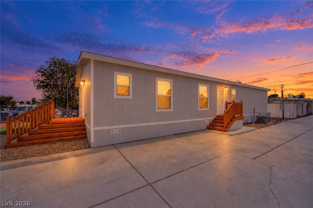 2253 Clinton Lane