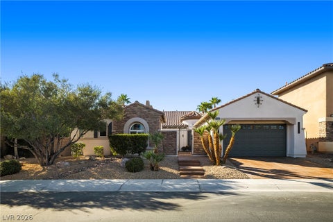Homes For Sale - 8745 Killians Greens Drive<br/> Las Vegas, NV 89131
