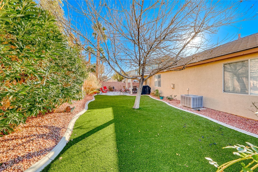 3918 Champagne Wood Drive, North Las Vegas, Nevada image 35