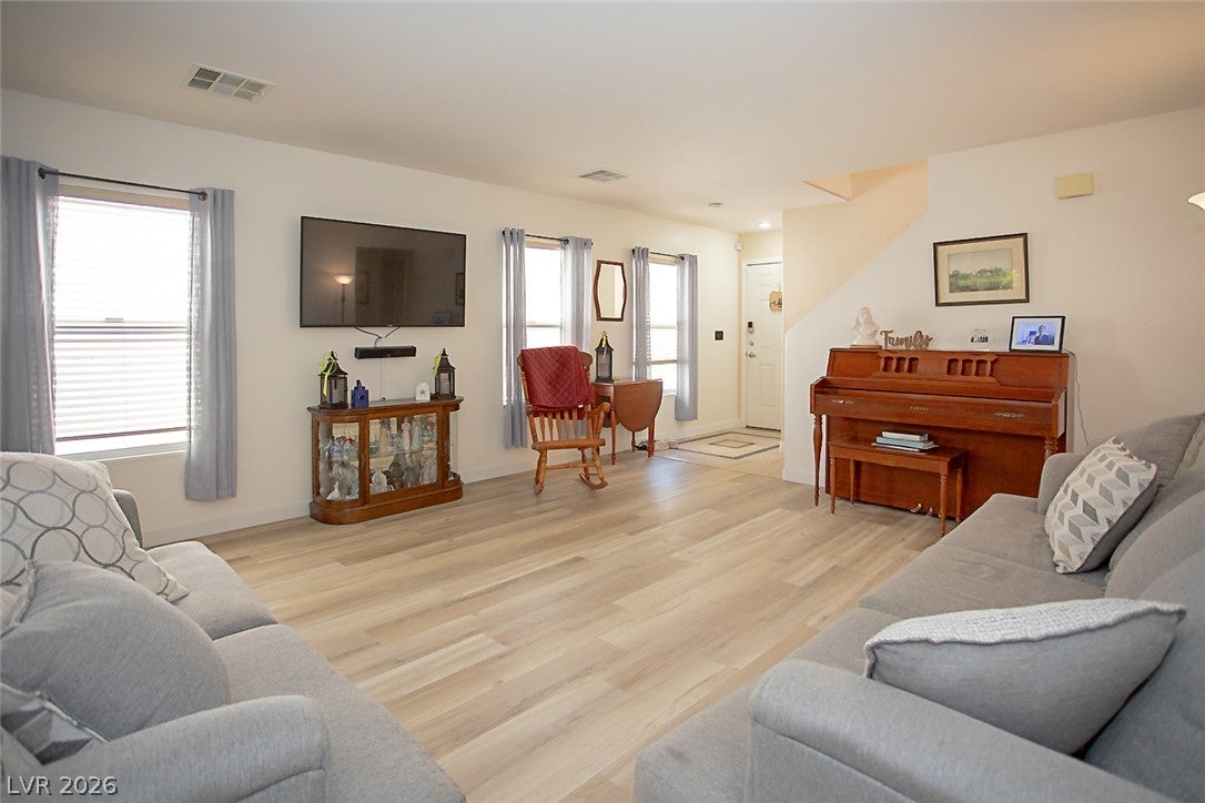 8913 Perfect Diamond Court