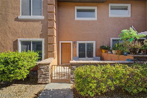 Townhouse For Sale - 10514 Gold Shadow Avenue<br/> Las Vegas, NV 89129