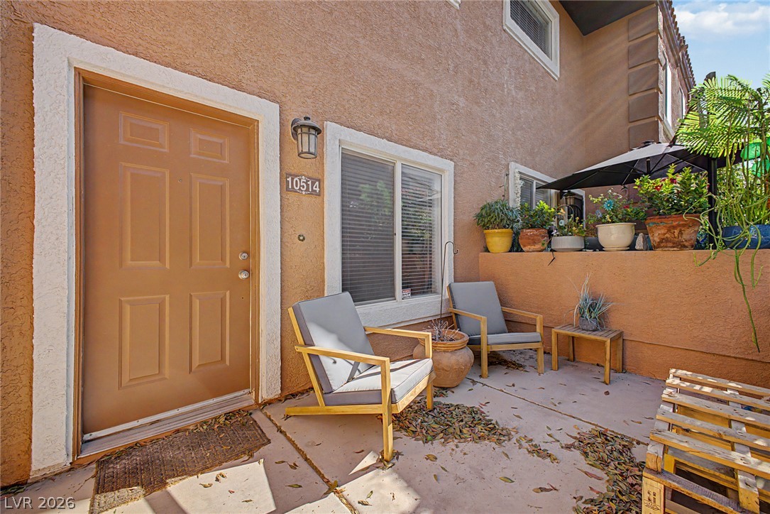 10514 Gold Shadow Avenue