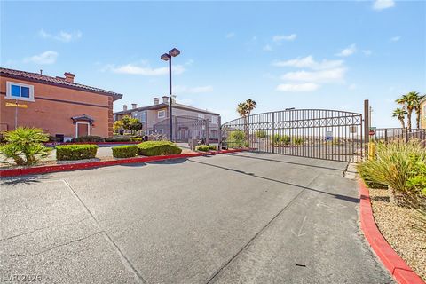 Tiny photo for 10514 Gold Shadow Avenue, Las Vegas, NV 89129 (MLS # 2792959)