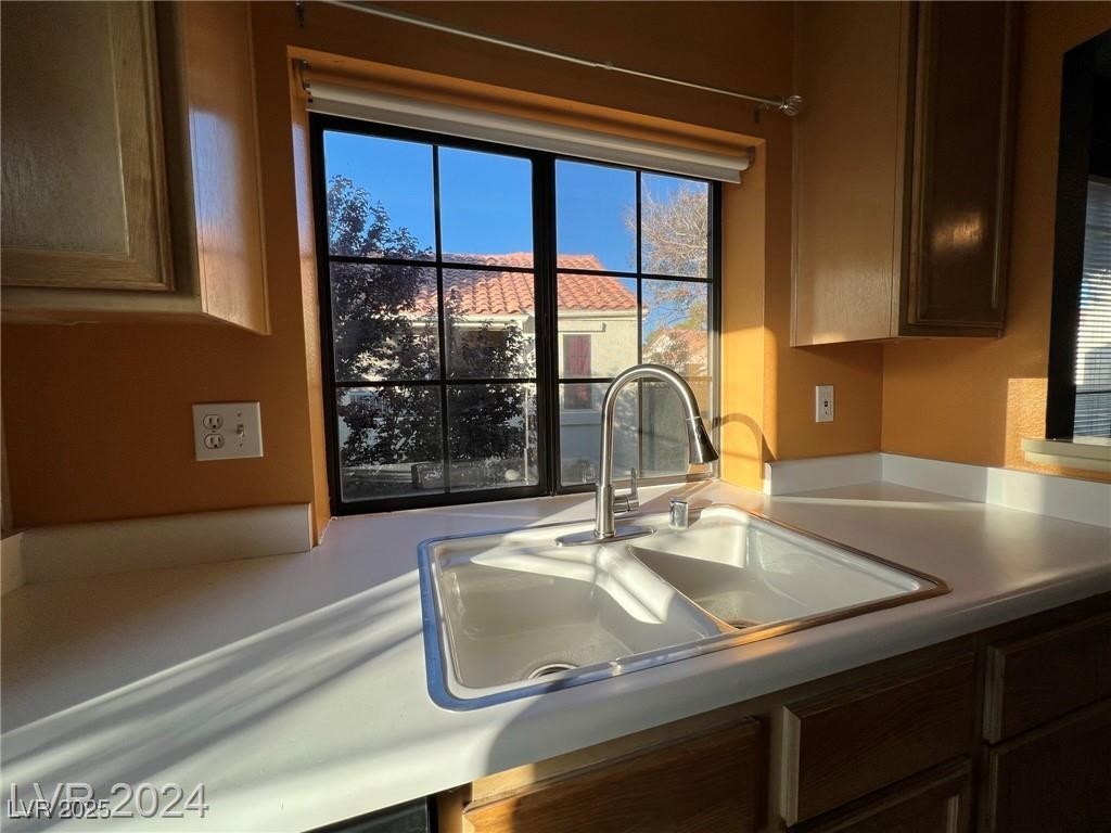 4855 S Torrey Pines Drive #201, Las Vegas, Nevada image 5