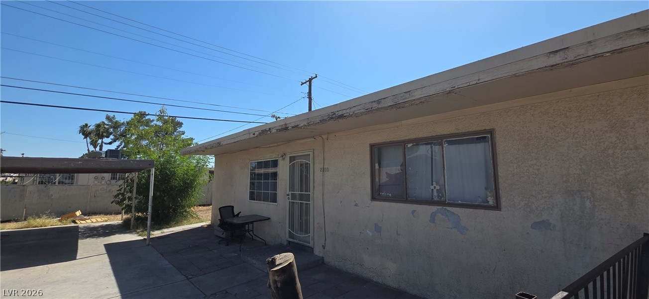 2205 E Webb Avenue