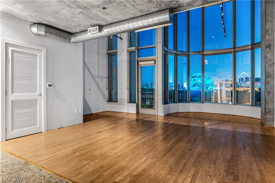 360 E Desert Inn Road 607