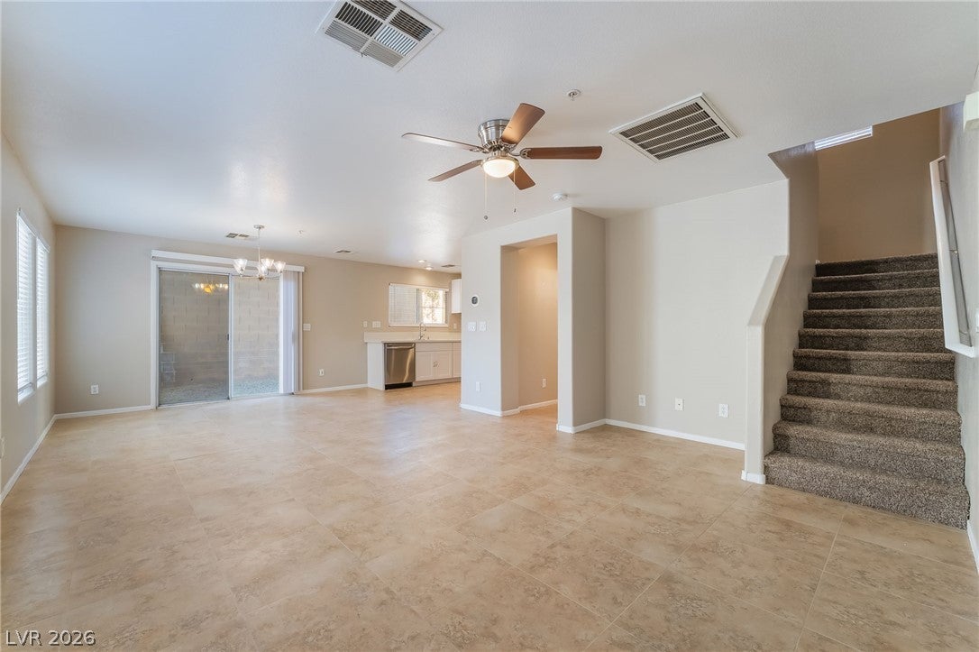 647 Moonlight Stroll Street