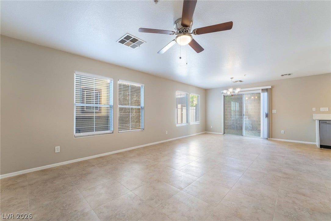 647 Moonlight Stroll Street