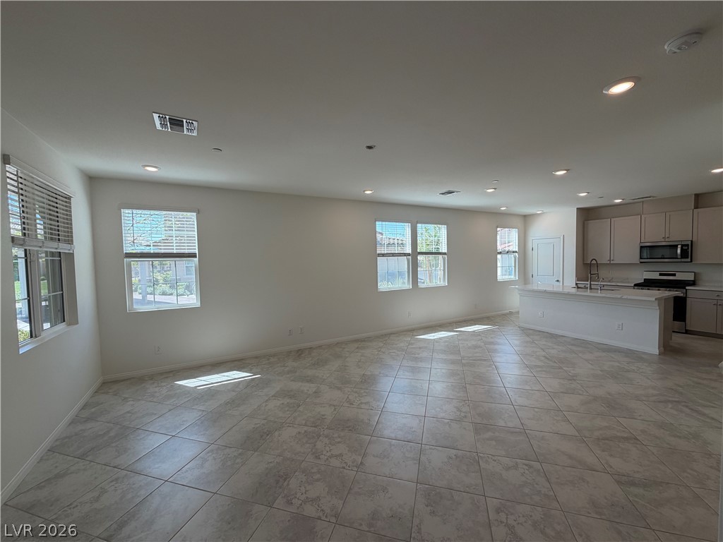 3581 Sorridere Lane