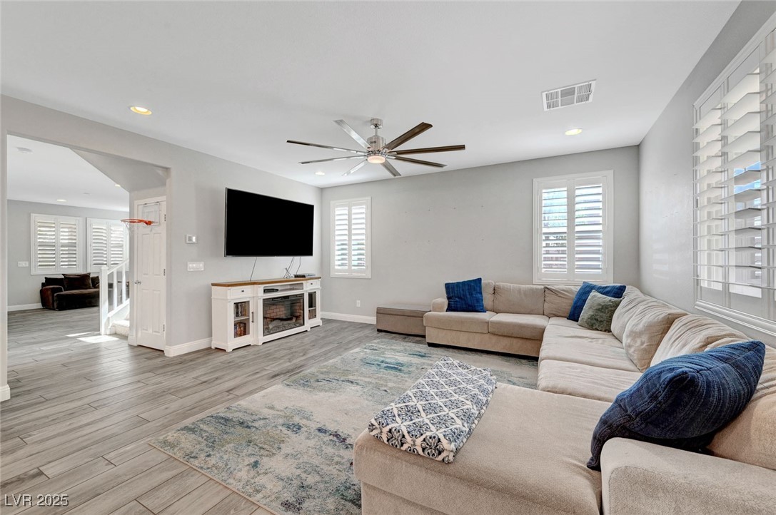 10583 Saguaro Blossom Street, Las Vegas, Nevada image 14