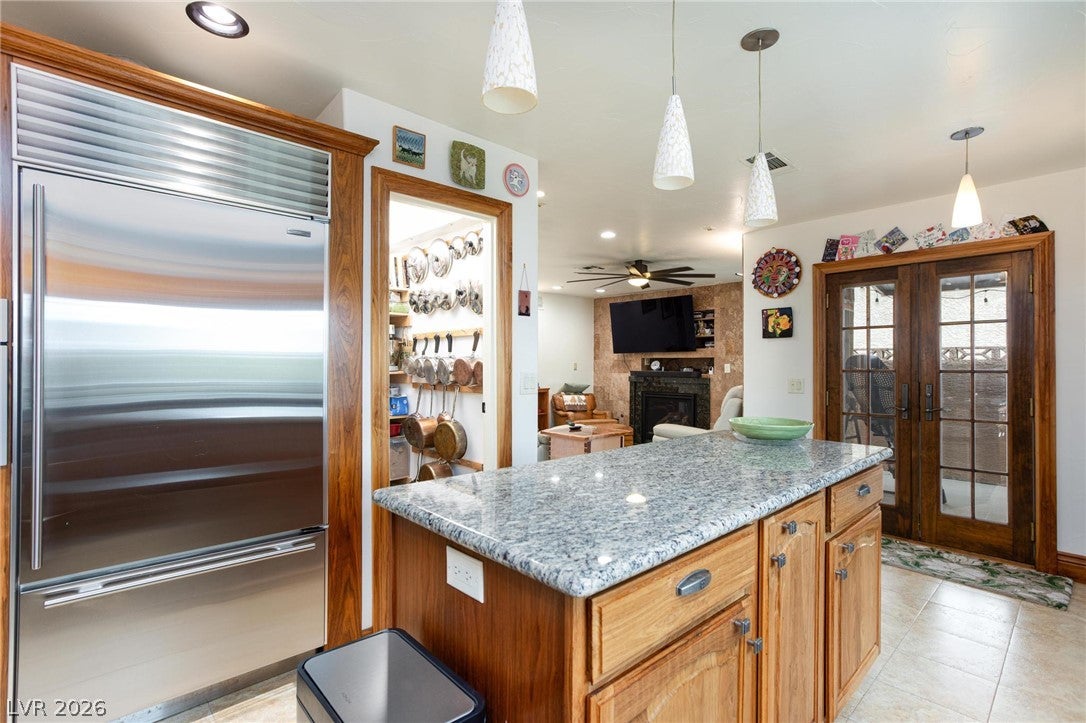 2912 Moonlight Bay Lane