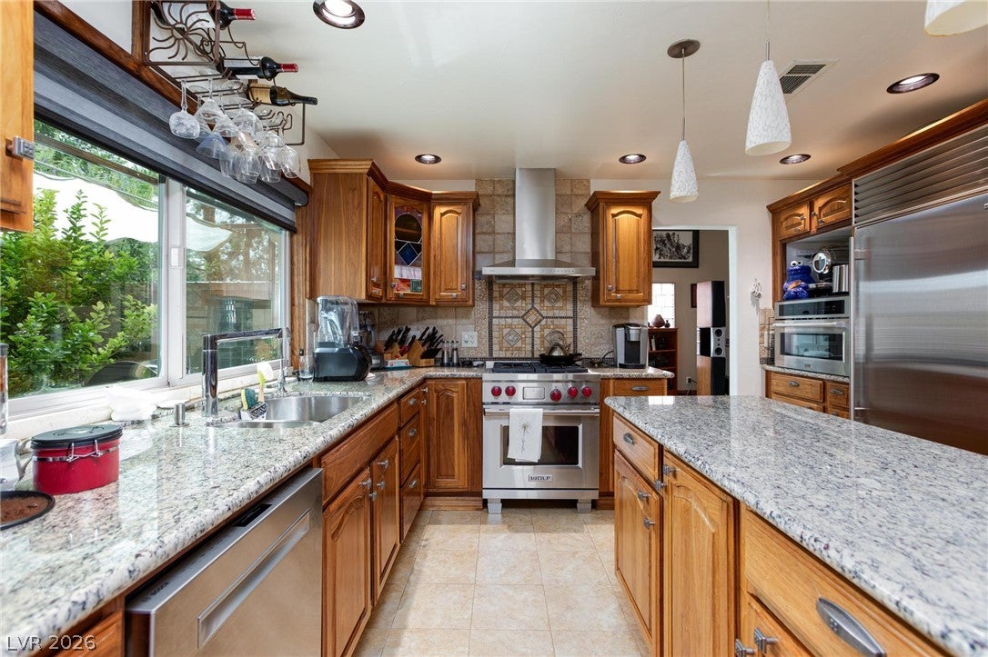 2912 Moonlight Bay Lane